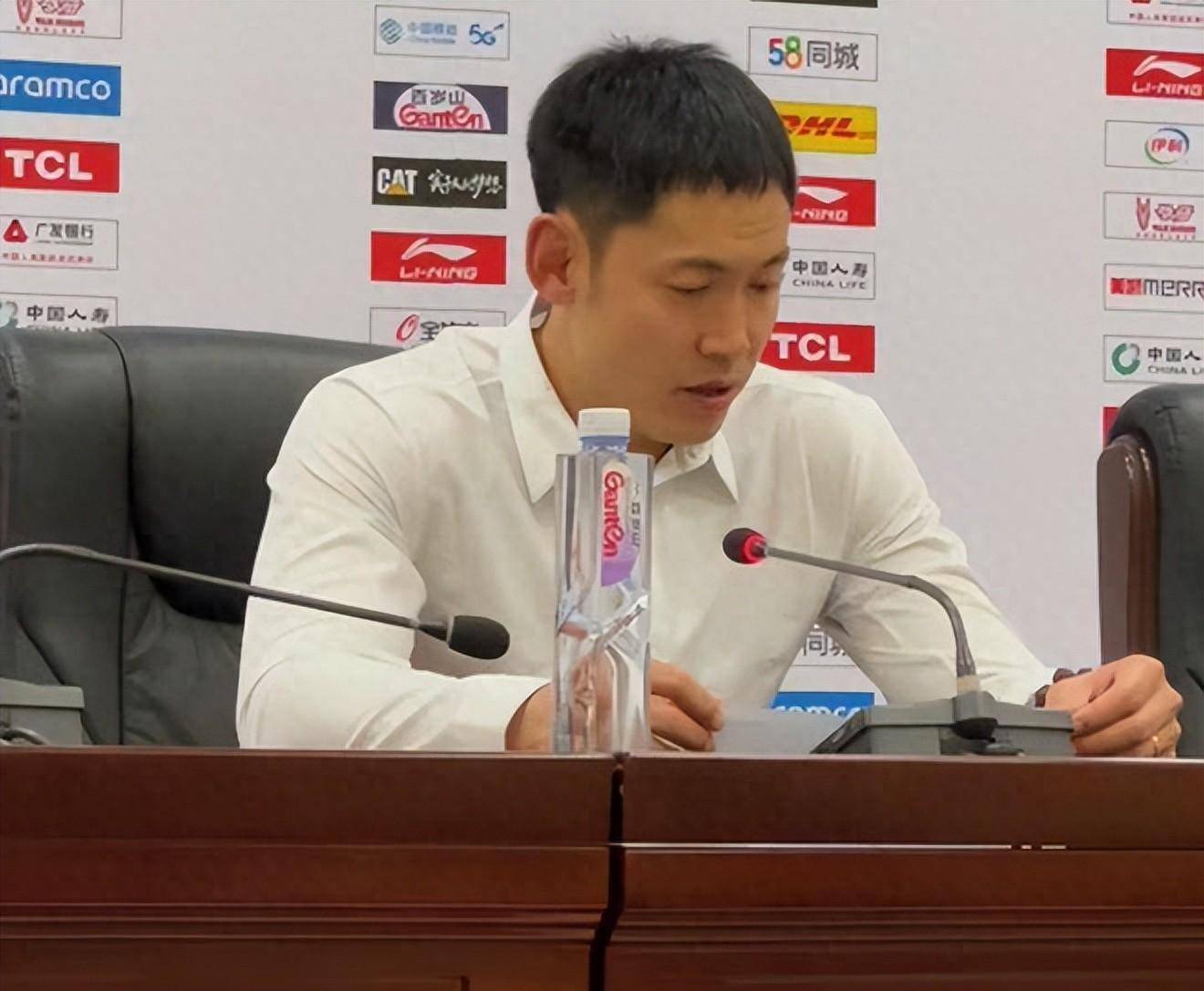 重磅转会！媒体人：张庆鹏接近出任北控男篮主帅(段永平博客内容全集)