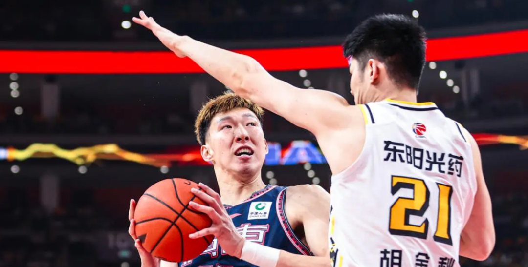星空体育电脑版-黄荣奇15分广东胜福建孙铭徽16+18广厦胜四川(孙铭徽胡金秋视频)